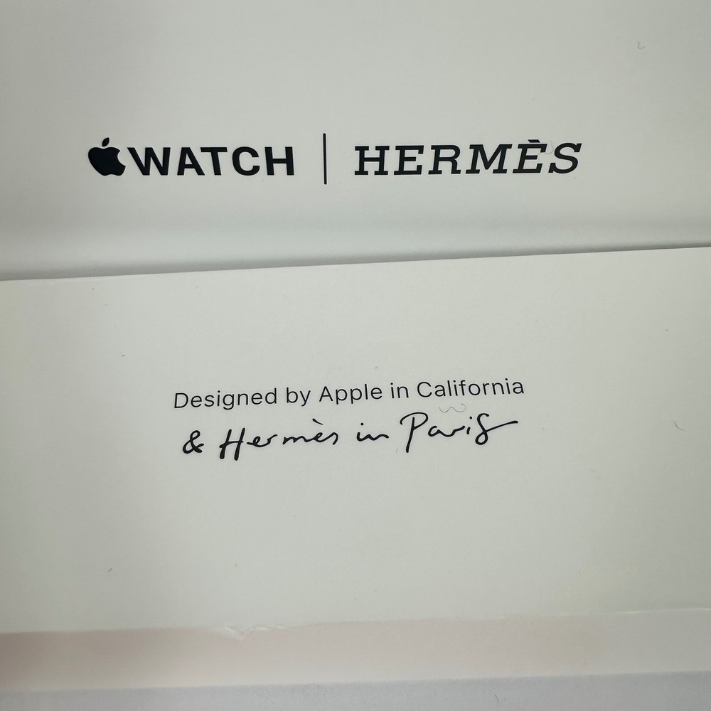 Apple Watch Hermes Orange Rubber Band 42mm Authentic w/ Box - Picture 3 of 10